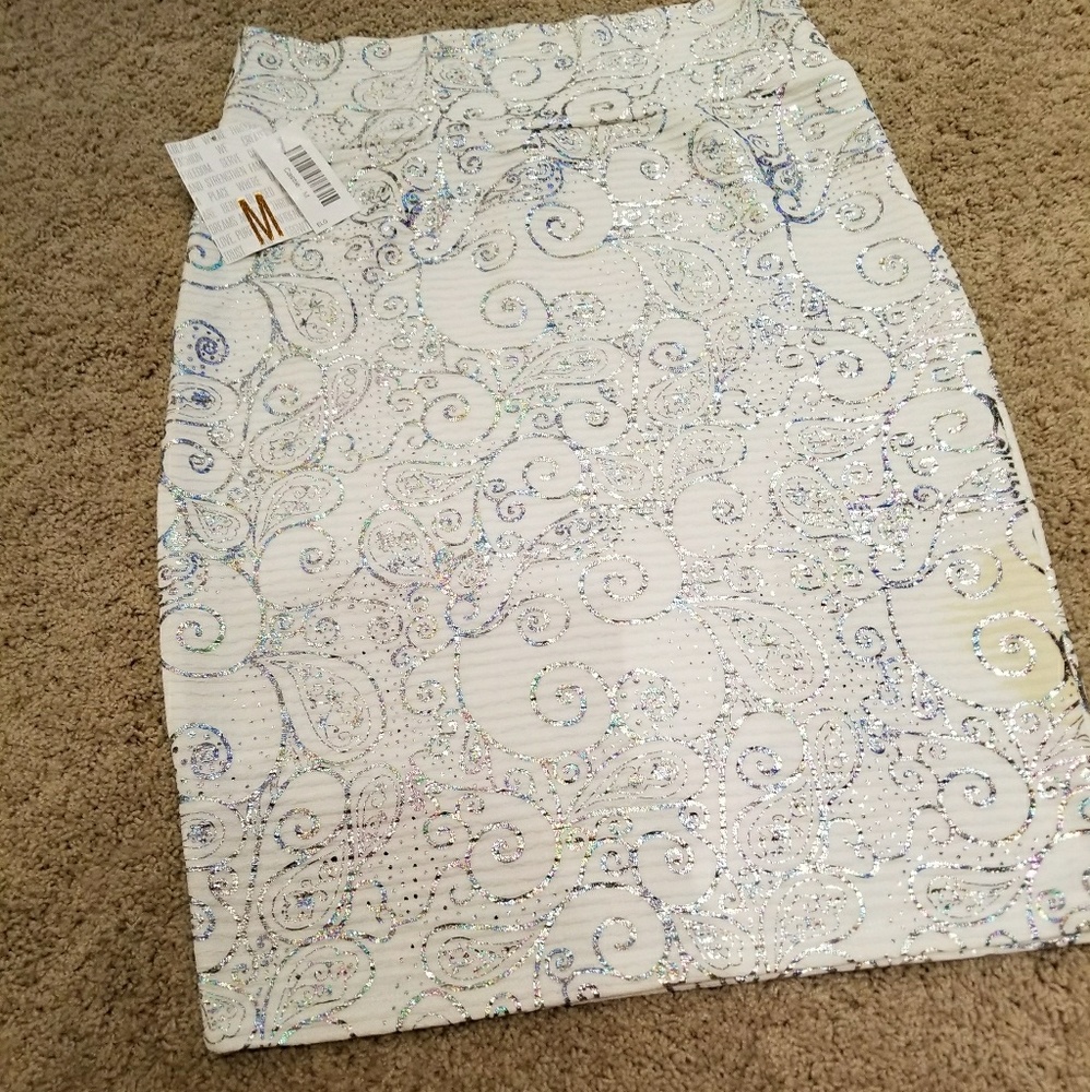 LuLaRoe Elegant Cassie